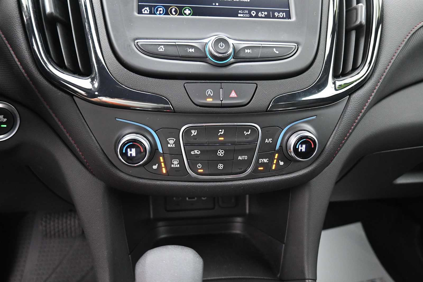 Used 2024 Chevrolet Equinox RS w/ LPO, Floor Liner Package AWD/4WD image 9