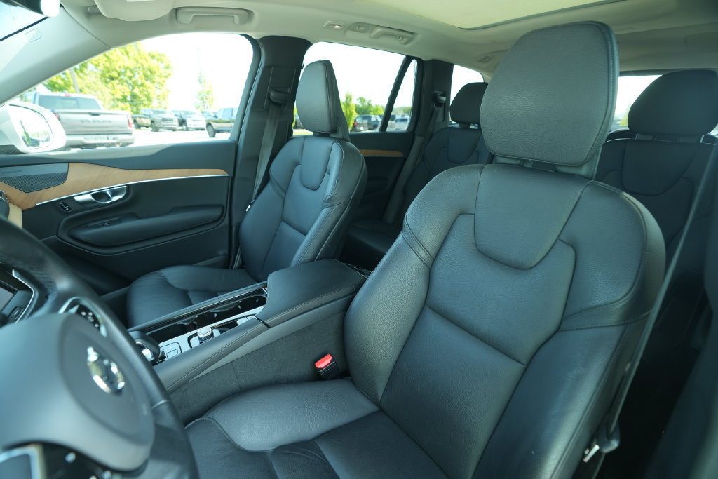 Used 2023 Volvo XC90 B5 Plus w/ Protection Package AWD/4WD image 42