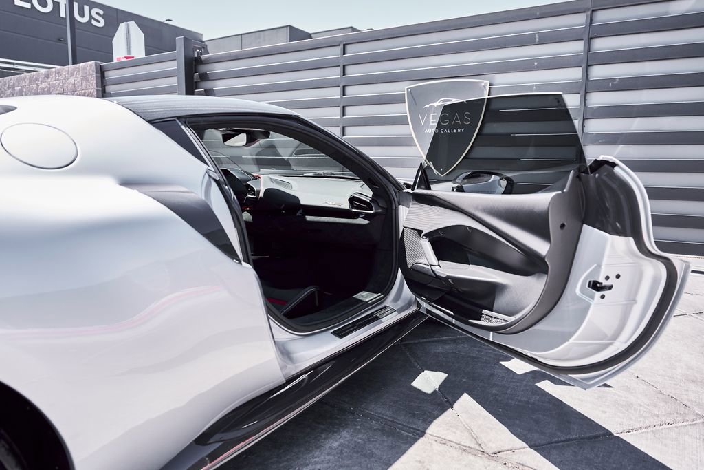 Used 2022 Ferrari 296 GTB image 35