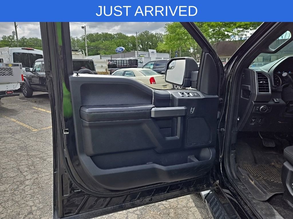 Used 2018 Ford F150 XLT w/ Equipment Group 302A Luxury AWD/4WD image 10