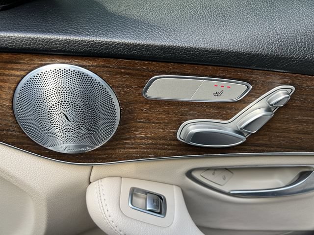 Used 2019 Mercedes-Benz C 300 4MATIC Sedan image 33