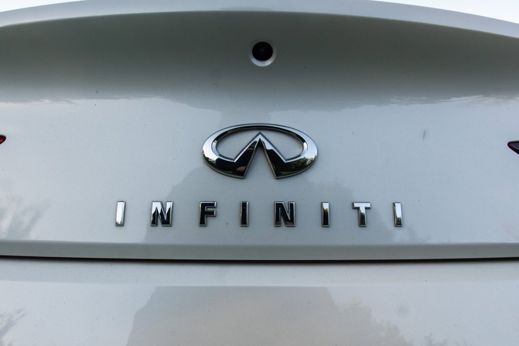 Used 2022 INFINITI Q60 Red Sport 400 w/ Cargo Package AWD/4WD image 8