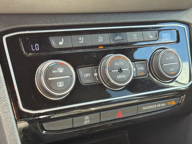 Certified 2020 Volkswagen Atlas Cross Sport SEL Premium AWD/4WD image 19