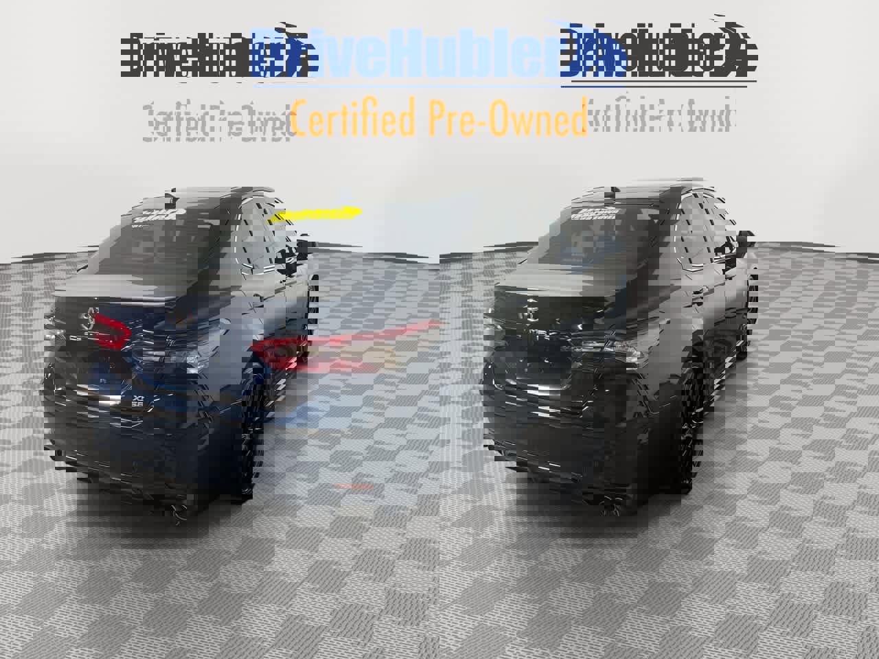 Used 2021 Toyota Camry XSE image 8