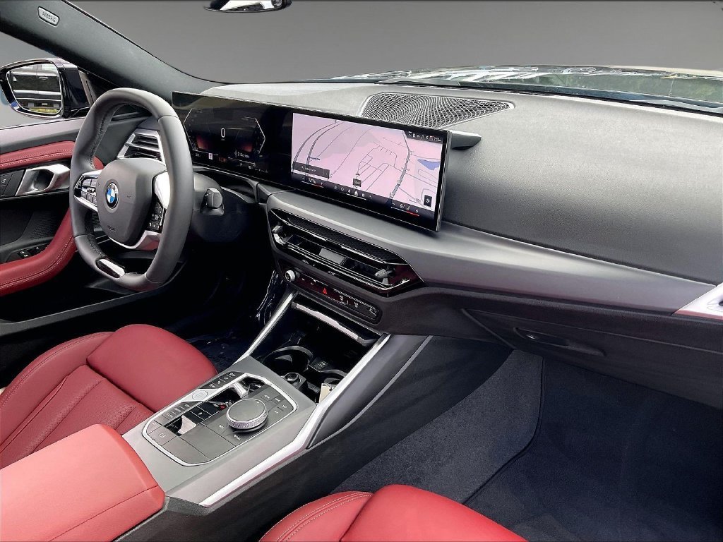 Used 2025 BMW 230i Coupe w/ Convenience Package RWD image 13