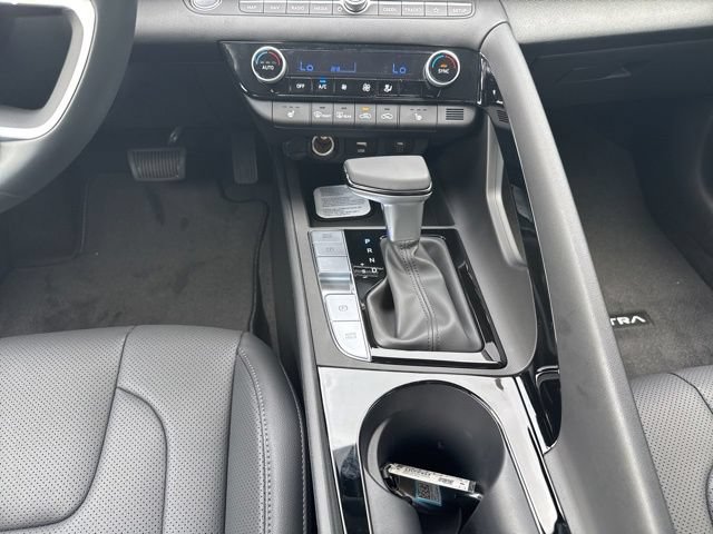New 2026 Hyundai Elantra Limited FWD image 26