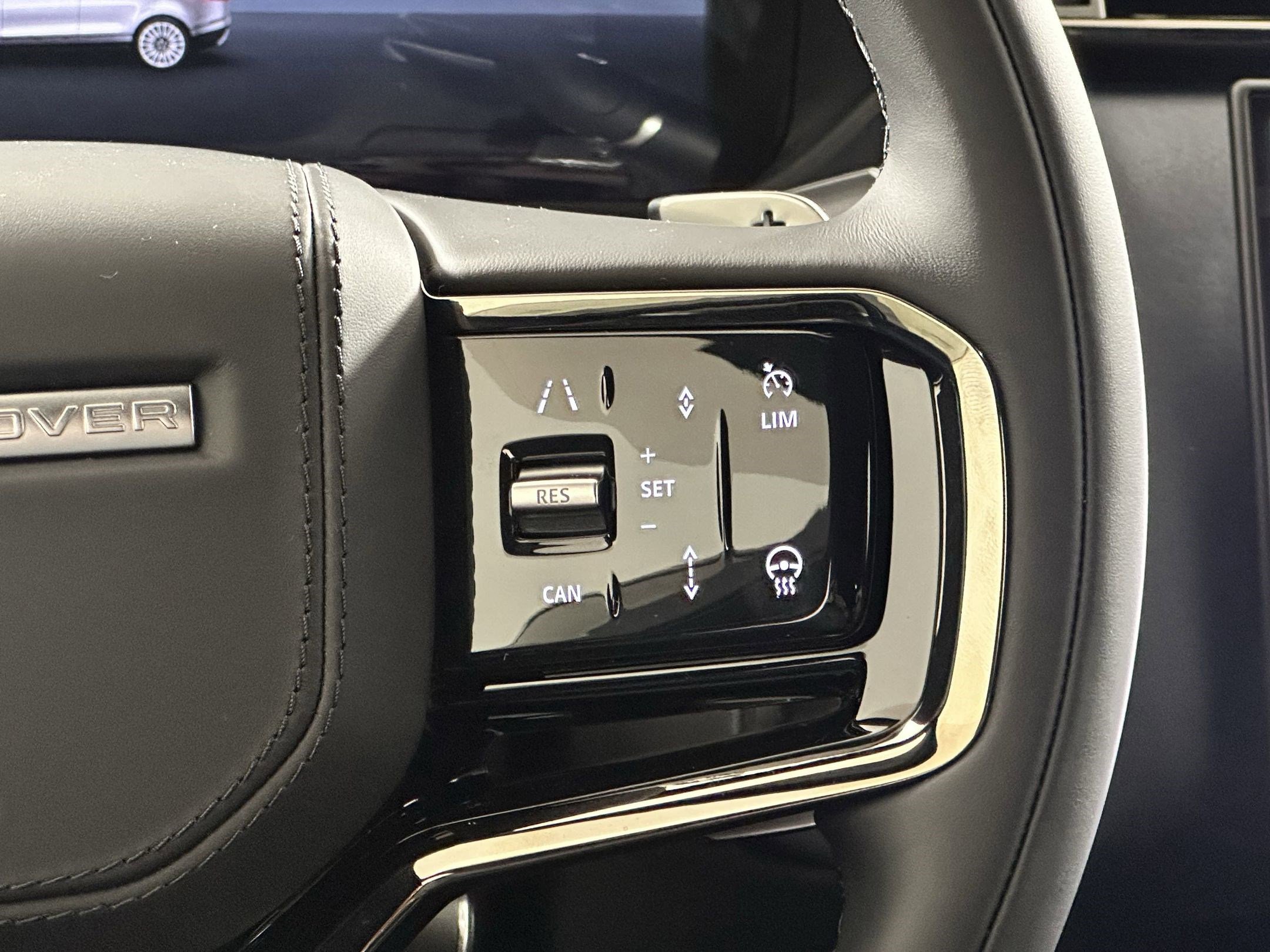 New 2026 Land Rover Range Rover Velar Dynamic SE image 21