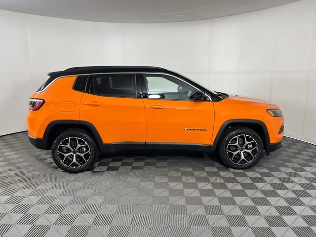 New 2026 Jeep Compass Limited image 4