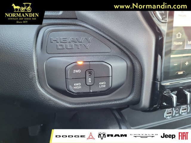 New 2026 RAM 3500 Laramie AWD/4WD image 12