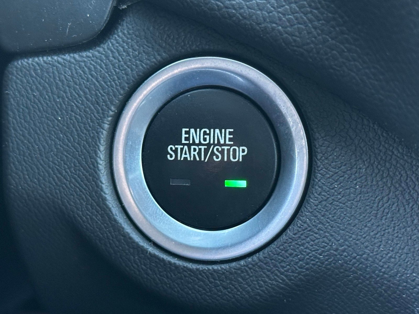 Used 2023 Chevrolet Equinox LT image 26