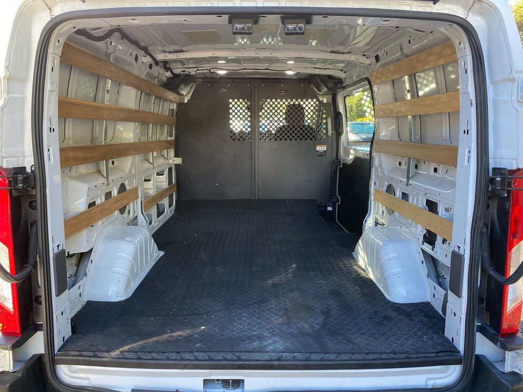Used 2023 Ford Transit 250 Low Roof w/ Exterior Upgrade Package RWD image 24