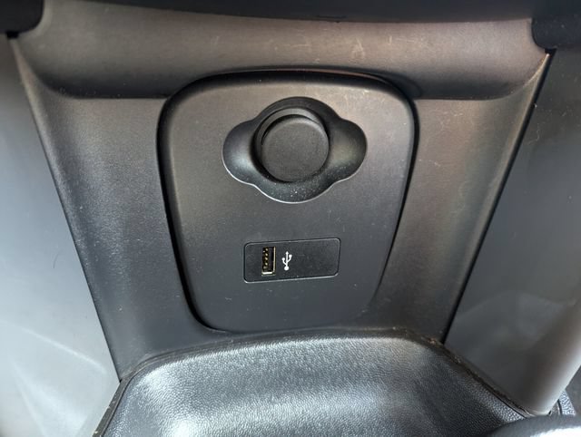 Used 2021 MINI Cooper 2-Door Hardtop FWD image 22