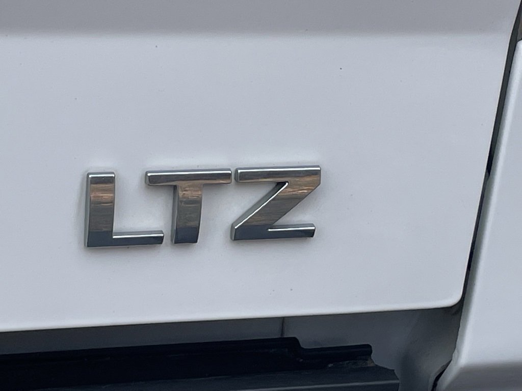 Certified 2016 Chevrolet Silverado 1500 LTZ w/ Texas Edition image 23