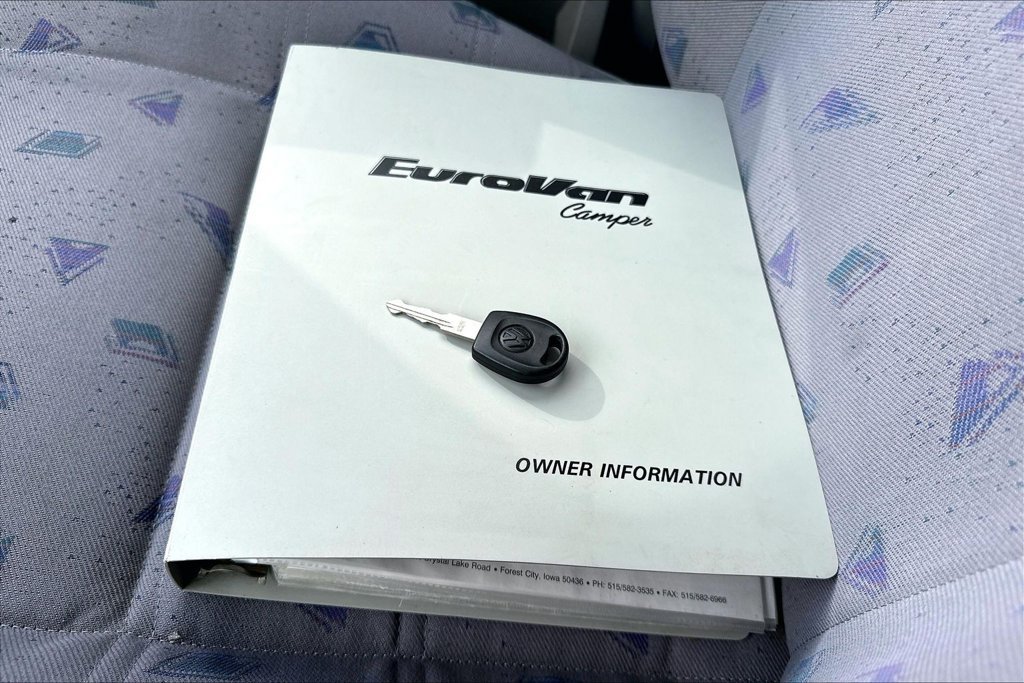 Used 1999 Volkswagen Eurovan Camper FWD image 13