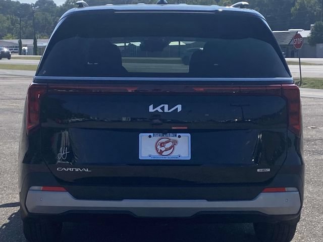 New 2026 Kia Carnival EX FWD image 4