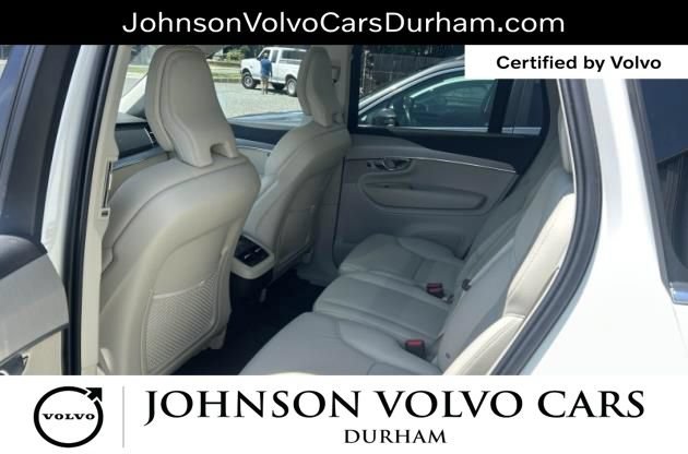 Used 2024 Volvo XC90 B5 Core w/ Protection Package Premier AWD/4WD image 12
