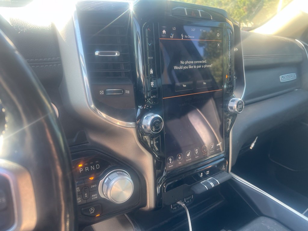 Used 2020 RAM 1500 Laramie AWD/4WD image 11