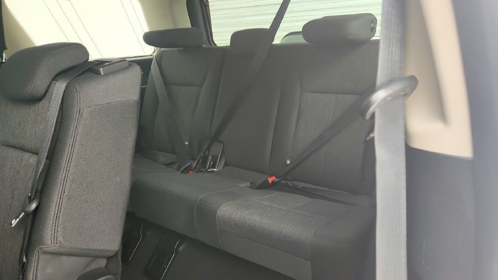 Used 2024 Ford Expedition XLT RWD image 28