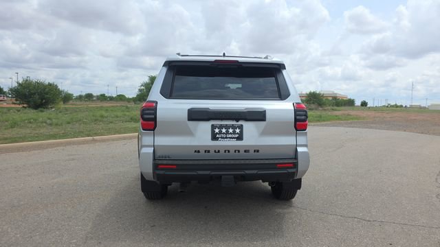 New 2026 Toyota 4Runner SR5 AWD/4WD image 8