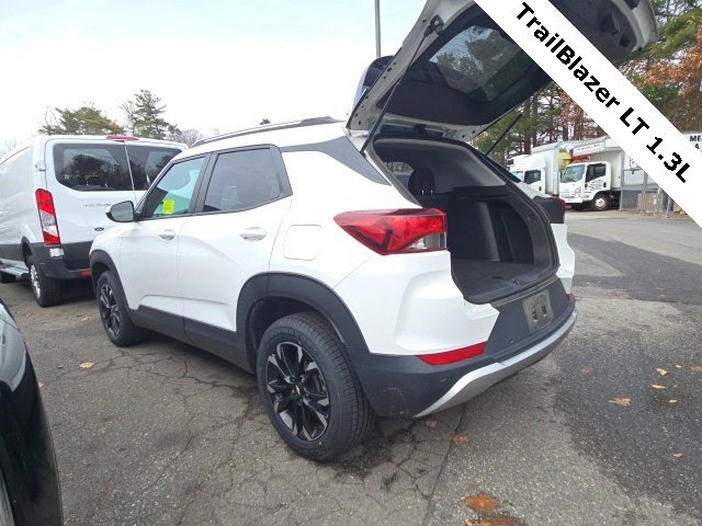 Used 2022 Chevrolet TrailBlazer LT w/ Convenience Package image 9