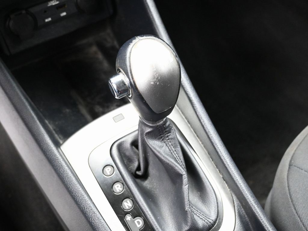 Used 2013 Kia Rio SX image 24