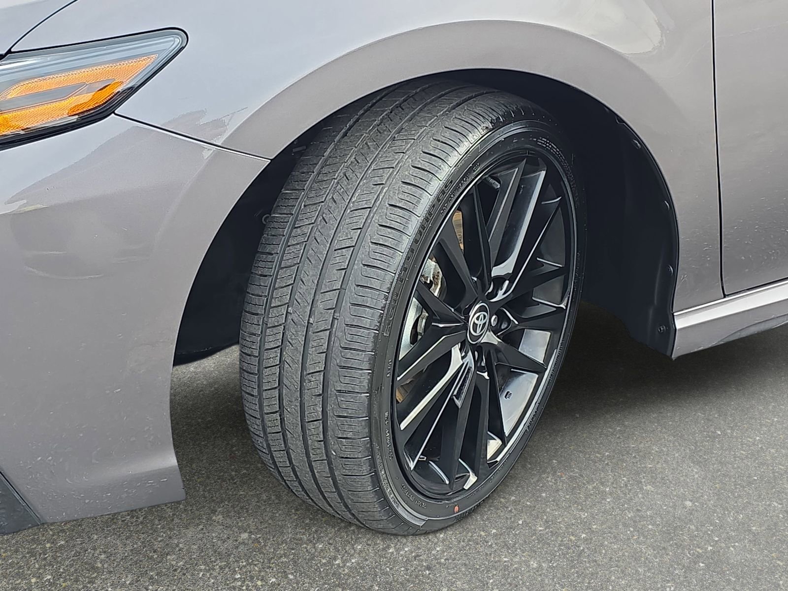 Used 2024 Toyota Camry XSE image 30