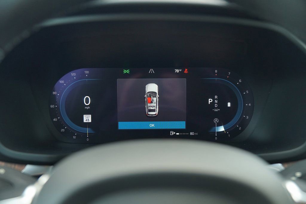 Used 2024 Volvo V60 B5 Cross Country Plus image 15