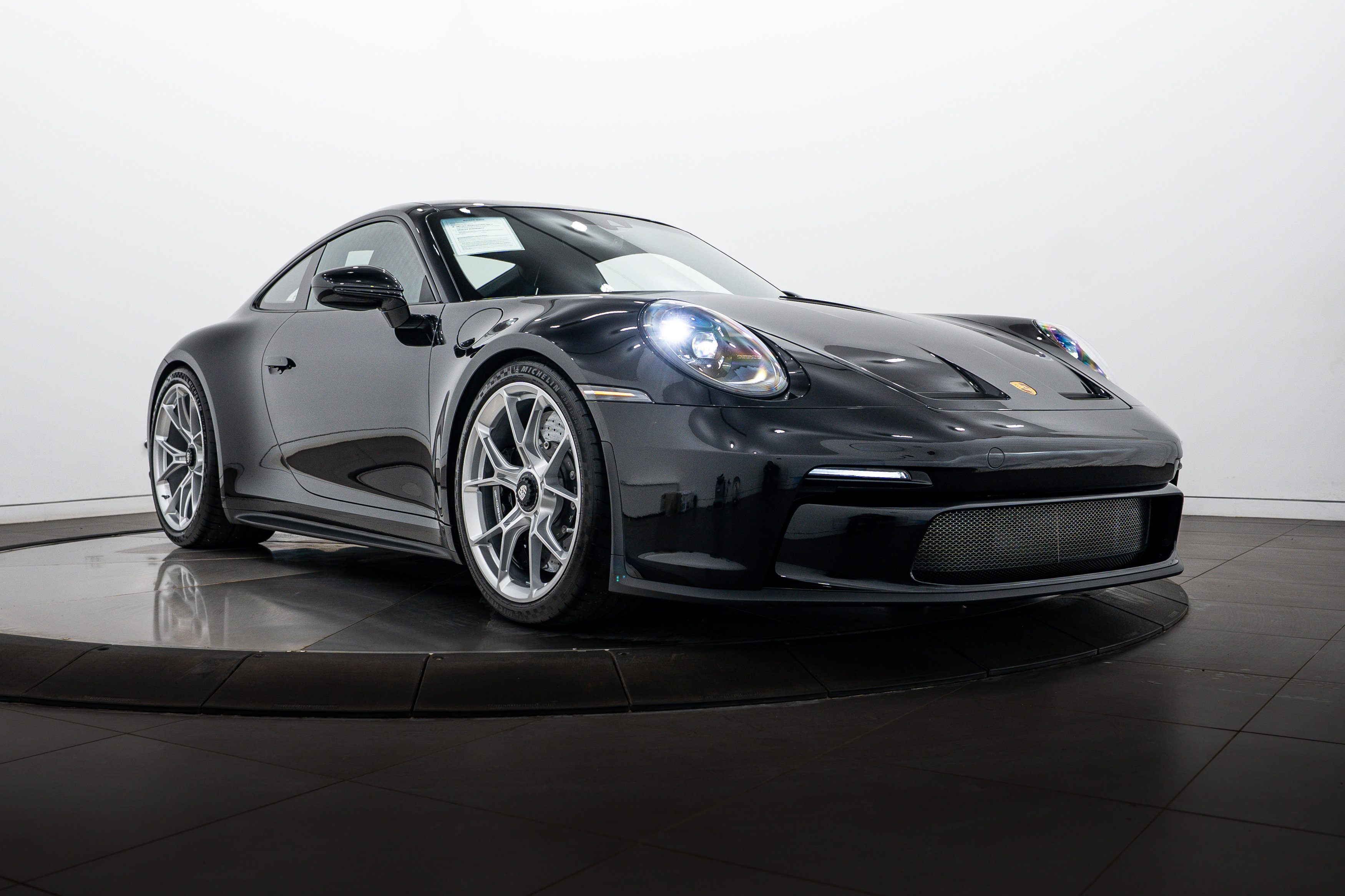Certified 2023 Porsche 911 GT3 RWD image 9