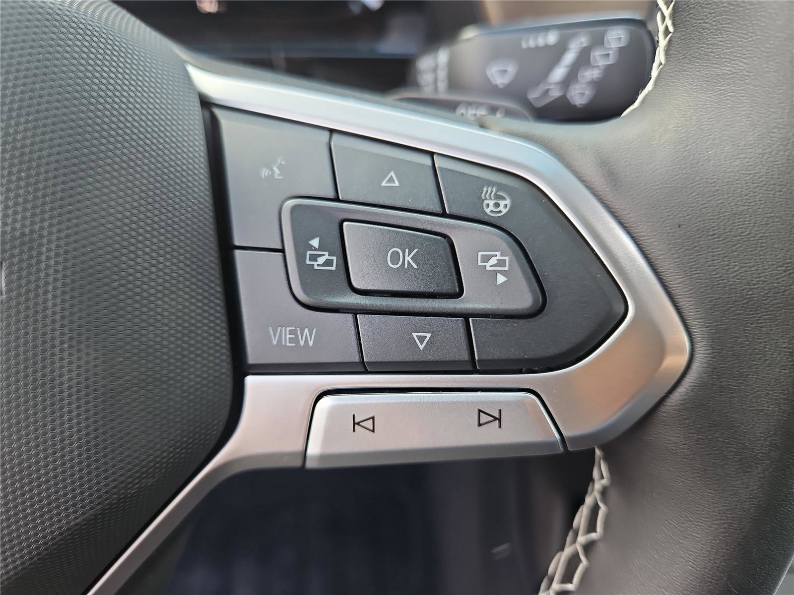 New 2026 Volkswagen Atlas SE image 17