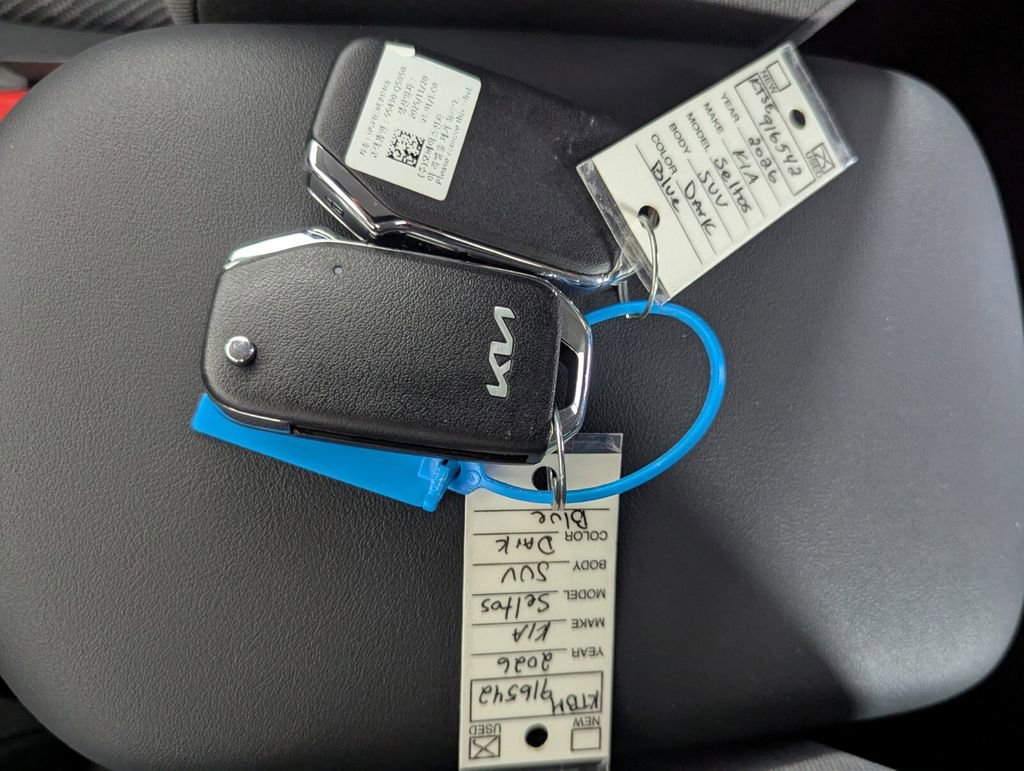 Used 2026 Kia Seltos LX FWD image 26