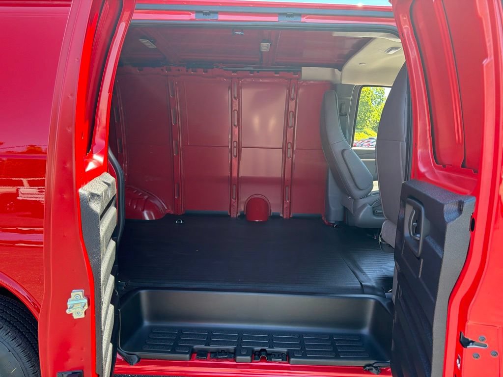 New 2026 Chevrolet Express 2500 w/ Driver Convenience Package RWD image 6