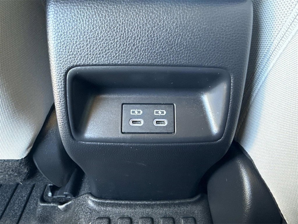 Used 2024 Toyota Corolla LE image 23