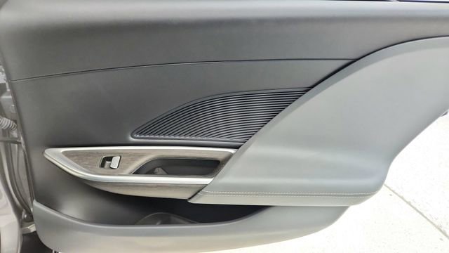 Used 2024 Lucid Air Touring image 27