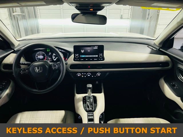 Used 2023 Honda HR-V LX image 4