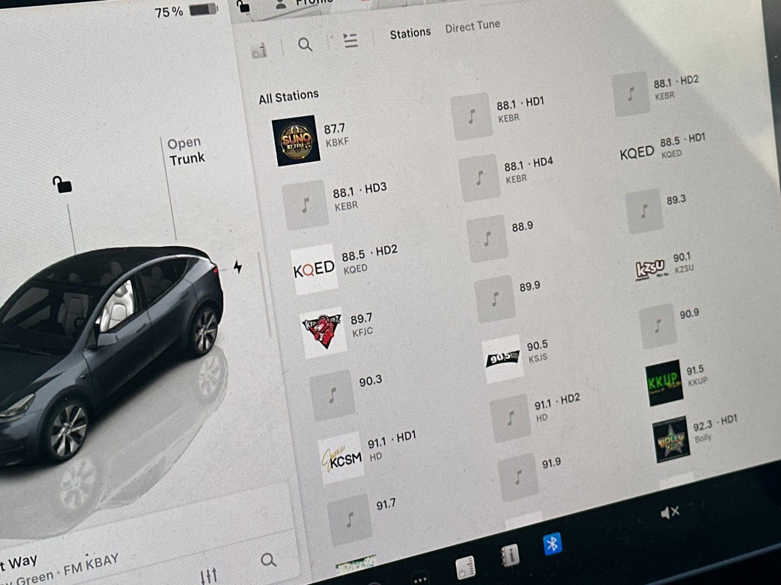 Used 2022 Tesla Model Y Long Range image 15