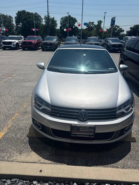 Used 2014 Volkswagen Eos Komfort FWD image 2