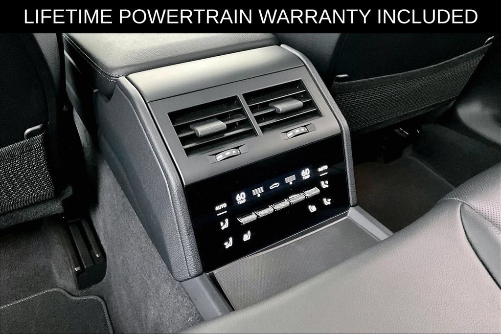 Used 2025 Porsche Panamera 4 w/ Premium Package AWD/4WD image 31