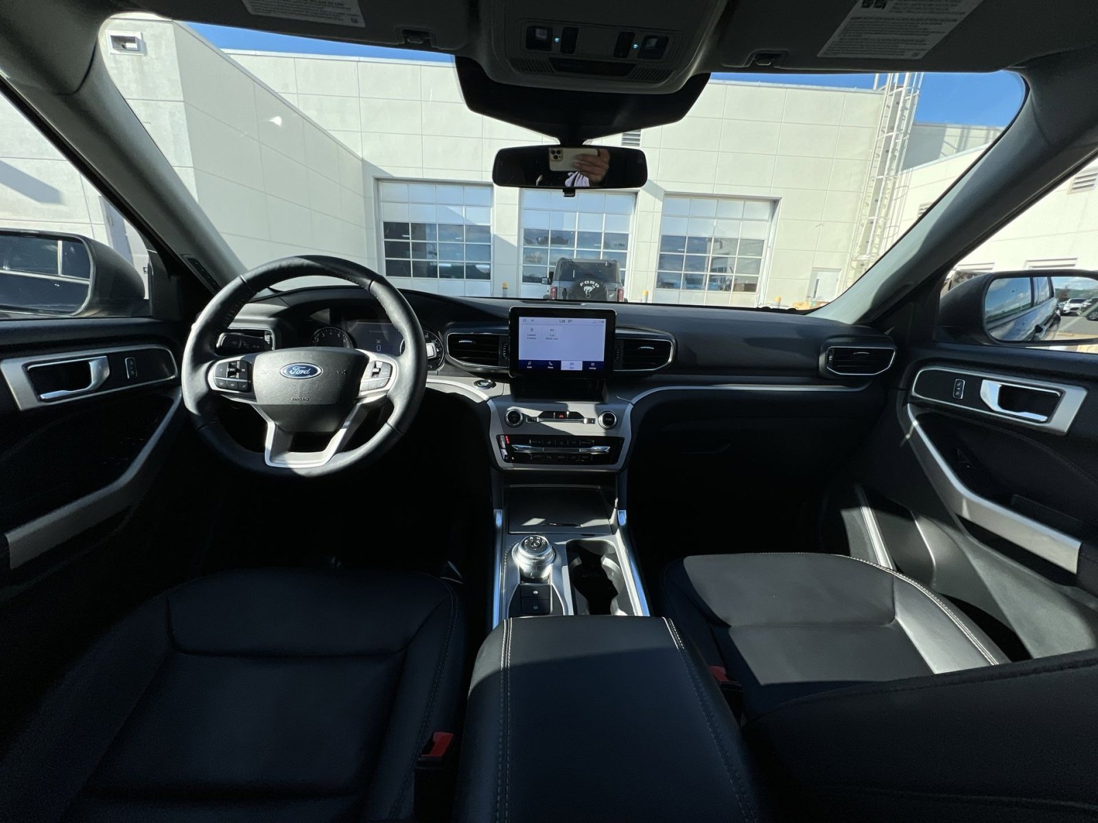 Certified 2022 Ford Explorer XLT w/ Equipment Group 202A image 22