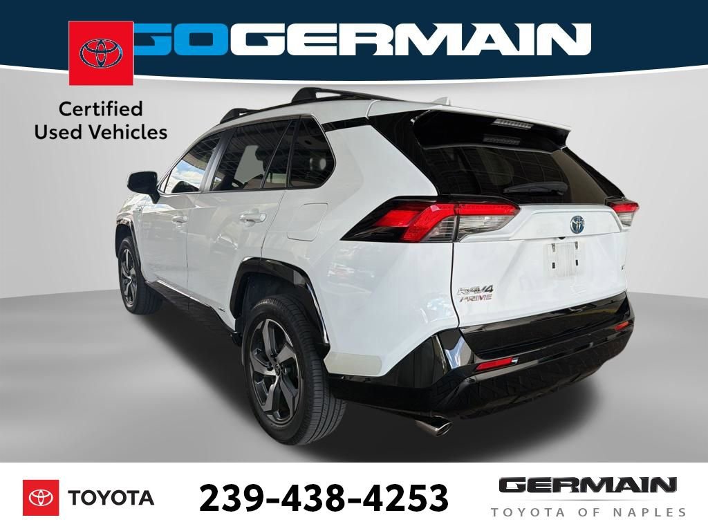 Used 2021 Toyota RAV4 SE w/ Weather & Moonroof Package AWD/4WD image 7