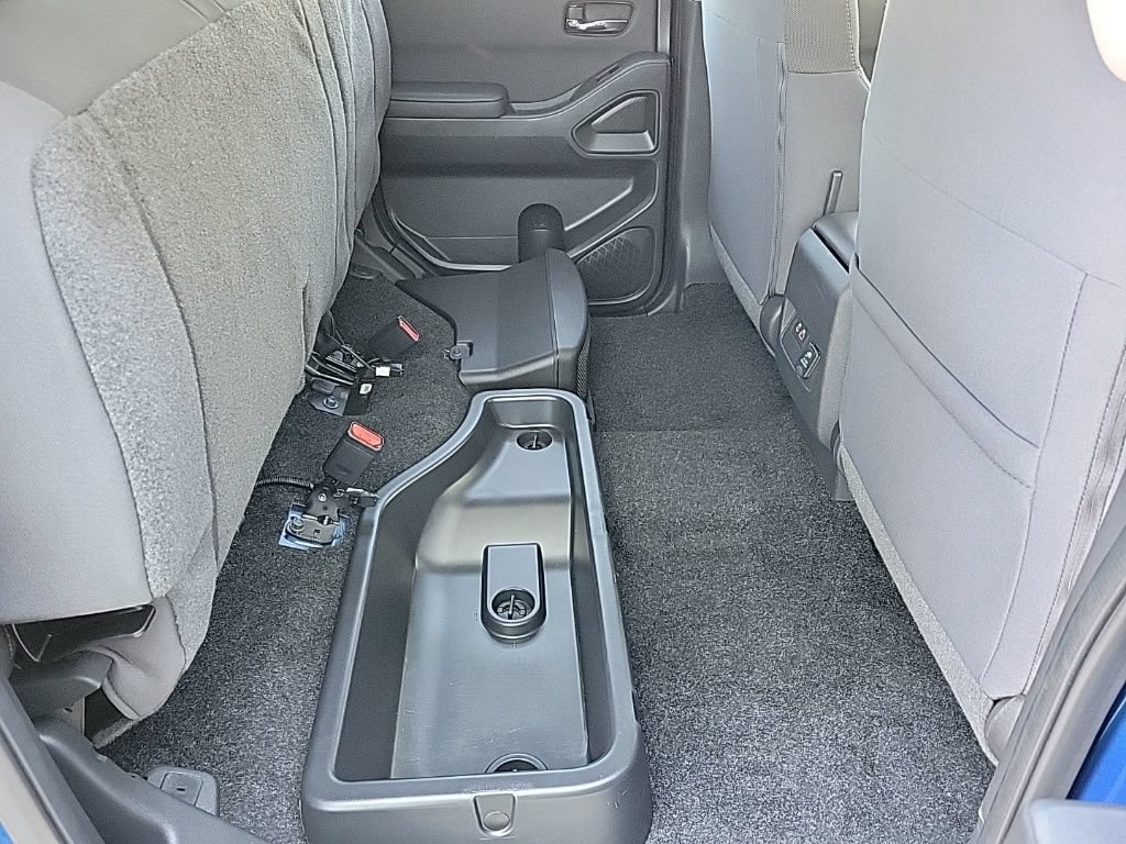 Certified 2024 Nissan Frontier SV w/ SV Convenience Package AWD/4WD image 13