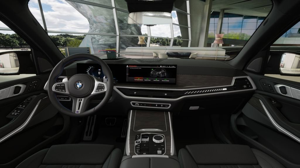Used 2026 BMW X7 M60i image 38