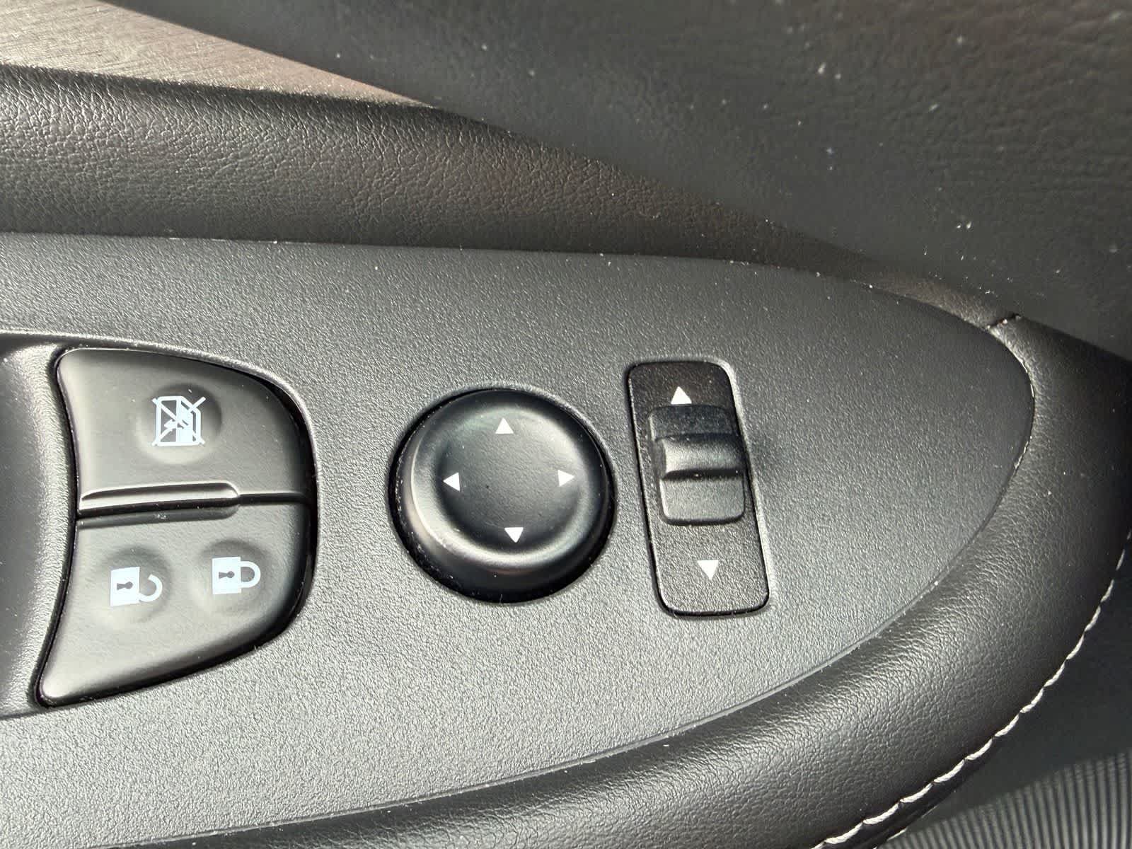 Certified 2022 Nissan Murano S FWD image 14