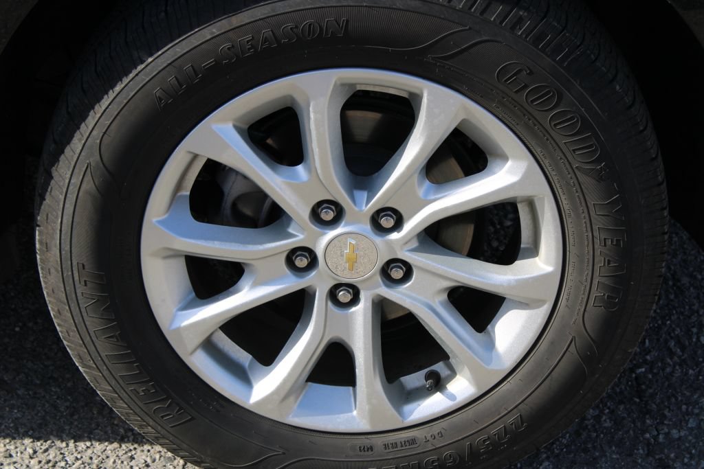Used 2019 Chevrolet Equinox LT FWD image 8