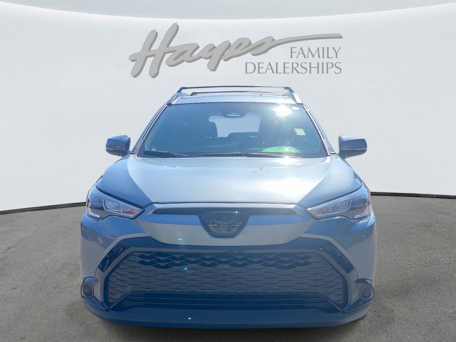 Used 2024 Toyota Corolla Cross SE image 11