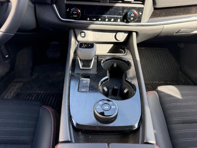 Used 2025 Nissan Rogue SV w/ Rock Creek Premium Package image 15