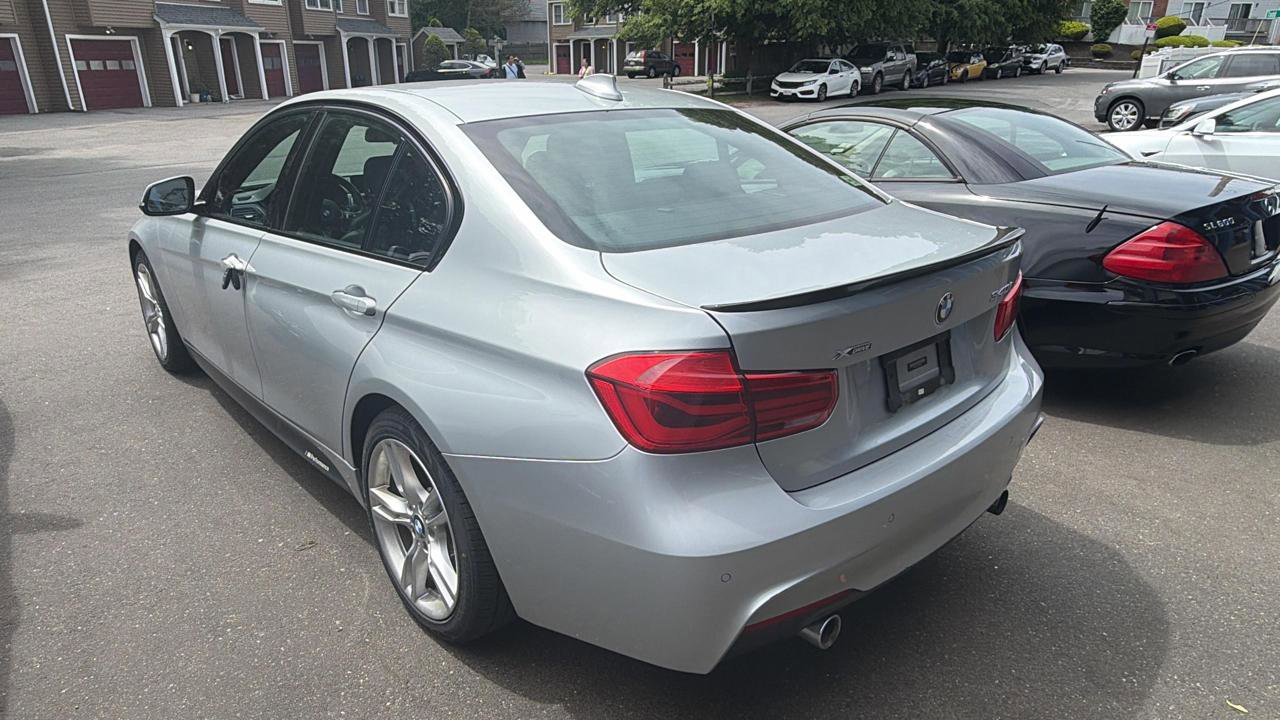 Used 2018 BMW 340i xDrive Sedan w/ Premium Package AWD/4WD image 2