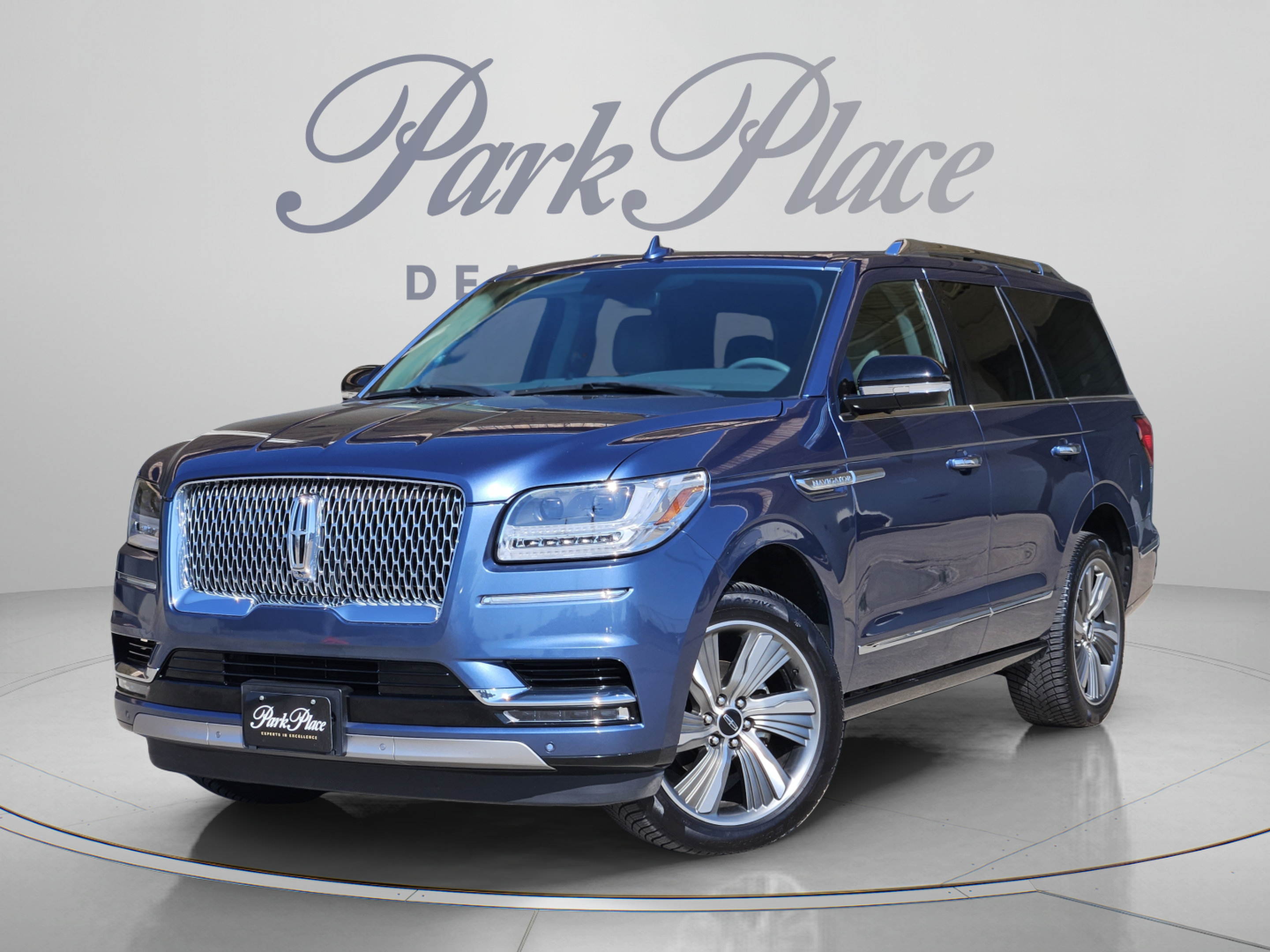 Used 2018 Lincoln Navigator Reserve AWD/4WD video 1