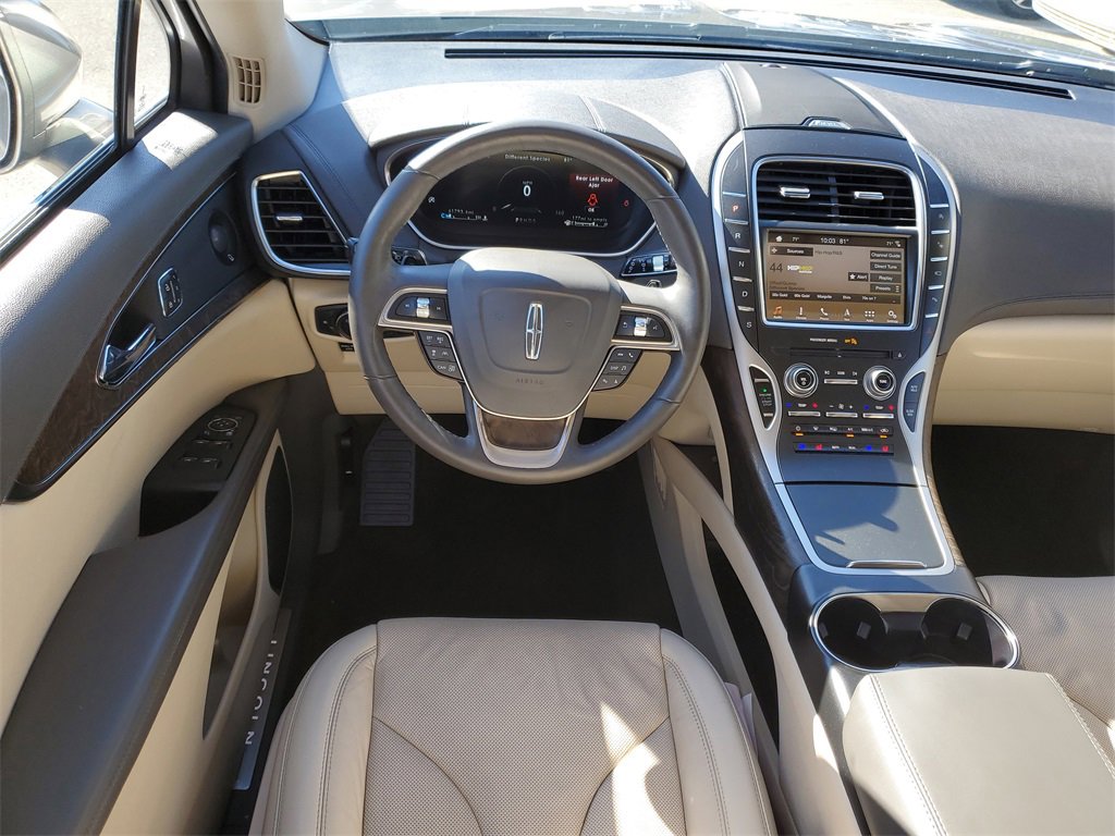 Used 2019 Lincoln Nautilus Reserve image 16