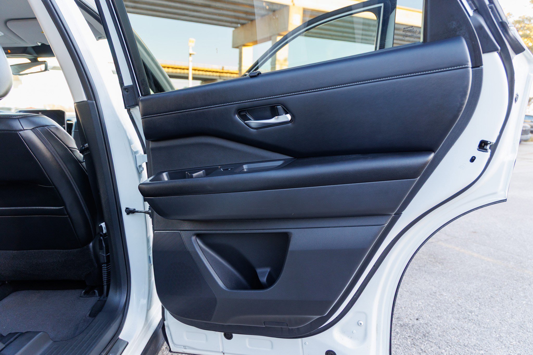 Used 2023 Nissan Pathfinder SL w/ Lighting Package (N92) image 50