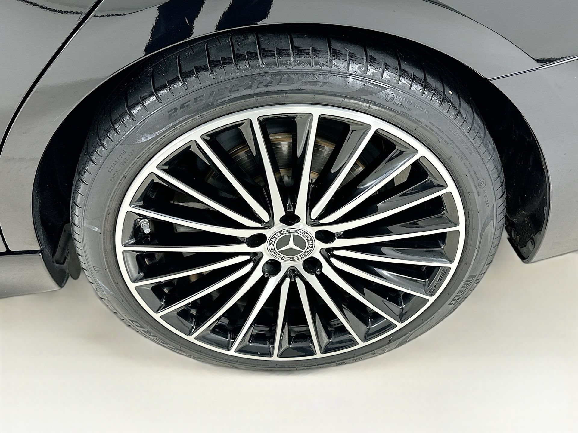 Used 2024 Mercedes-Benz C 300 Sedan image 34